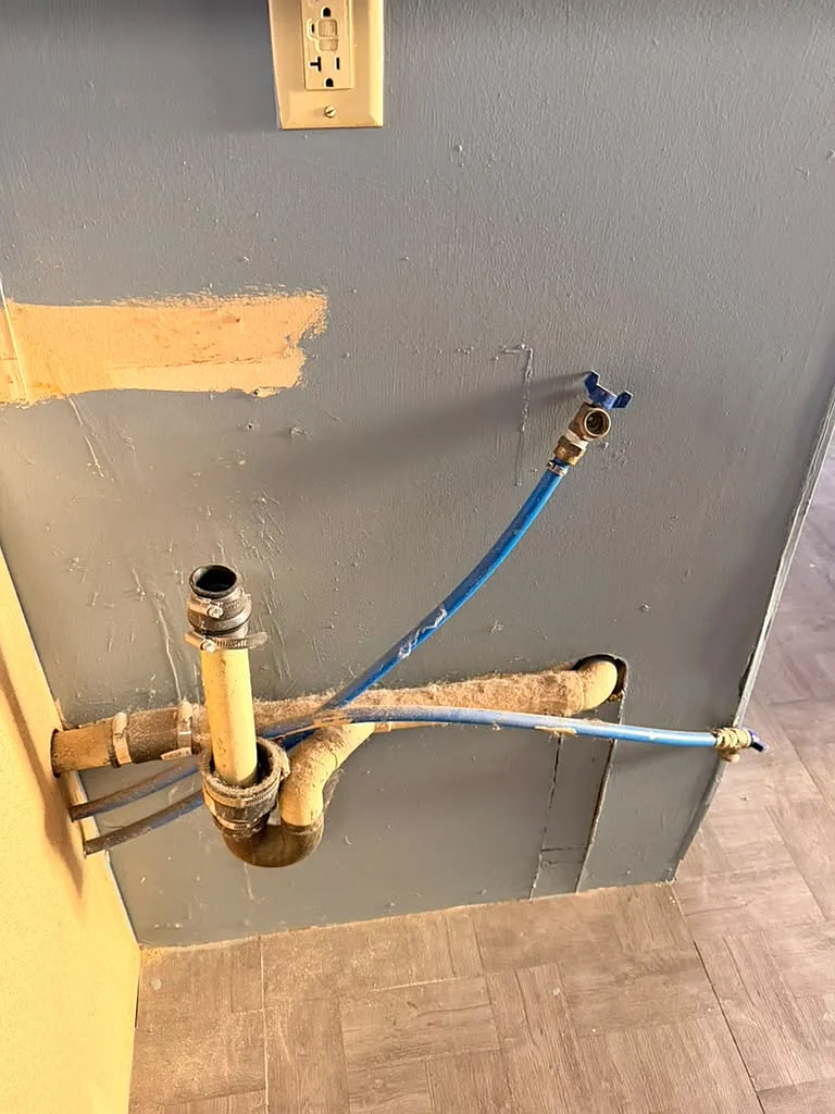 2 bed, 900 sqft, $1,290 — Photo 4