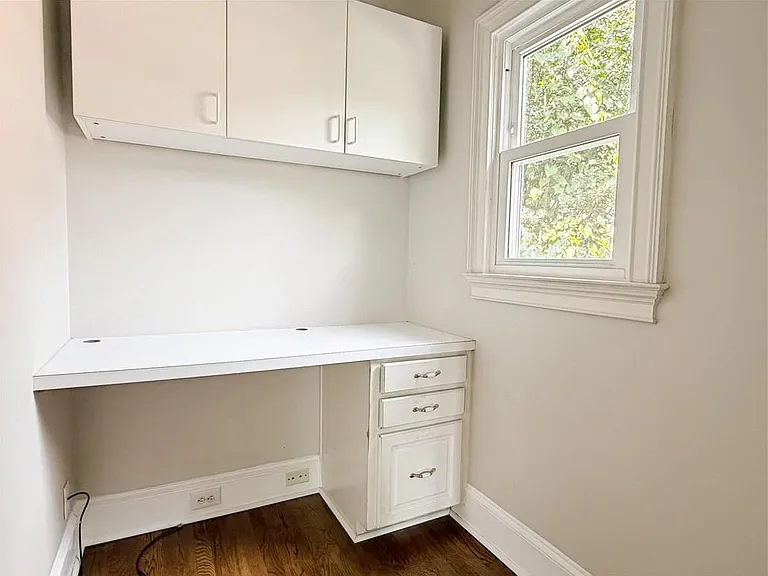 530 Rippling Water Ln — Photo 12