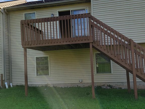3rd image of 134 Wyneberry Dr