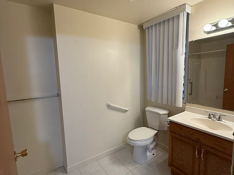 420 North St #18 — Photo 38