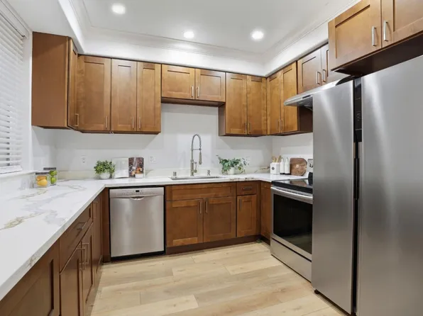 2330 University Ave Unit 190, East Palo Alto, CA 94303