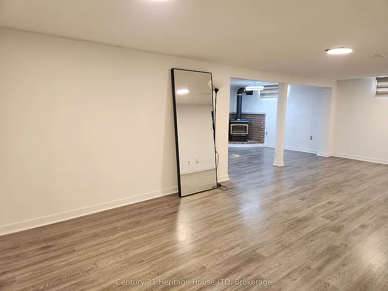6500 Hawkins St — Photo 14