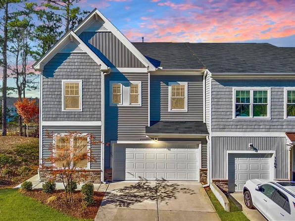 1107 Alston Ridge Ct, Cary, NC 27519