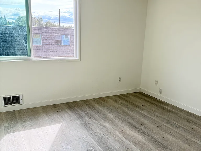125 146th Ave SE #125 — Photo 14