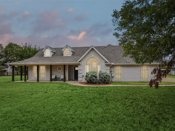 445 Mobile Dr, Copper Canyon, TX 75077