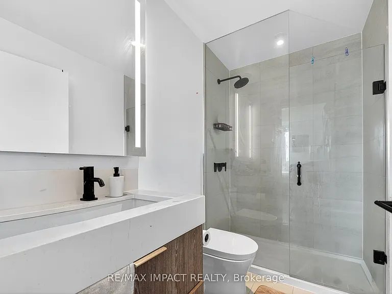 308 Jarvis St #813 — Photo 29