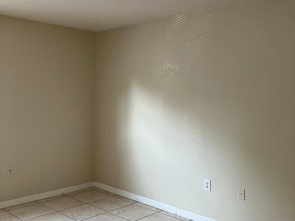 5th image of 13211 Arbor Isle Dr #108