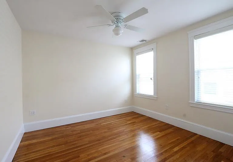 38 Medford St — Photo 10