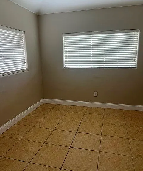 914 Recreation Dr — Photo 8