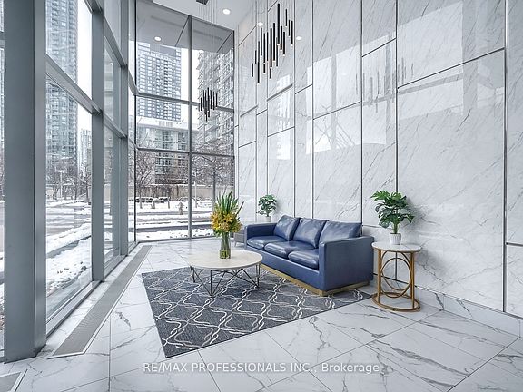 3rd image of 3 Navy Wharf Ct #1708