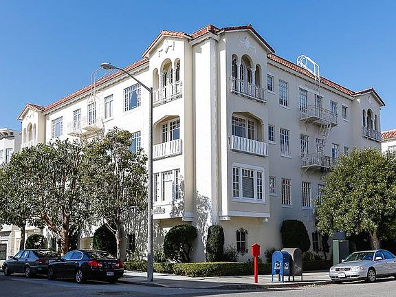 4th image of 3825 Scott St APT 204
