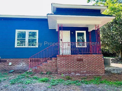 304 Crystal Lake Dr Photo 1