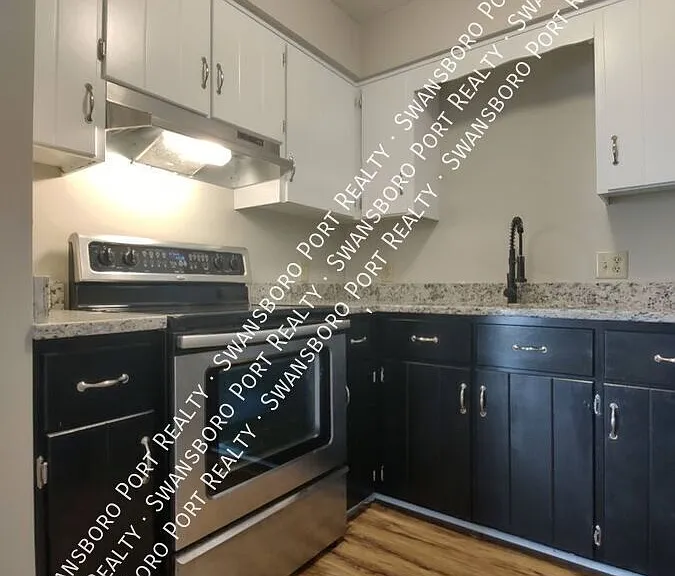 13 Port West Ct #D — Photo 9