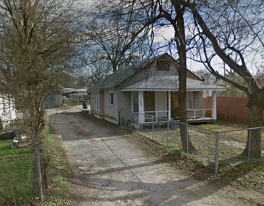 2nd image of 1511 N Wheeling Ave