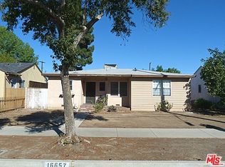 16657 Victory Blvd, Van Nuys, CA 91406
