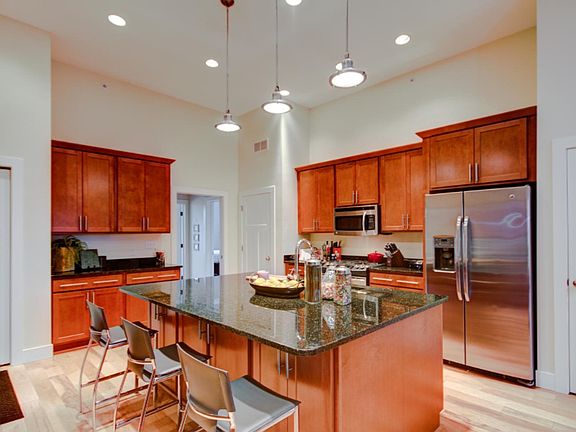 4th image of 755 Bagley Ave SE #4