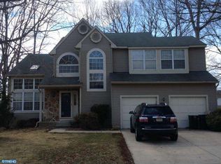 16 Randolph Ln, Sicklerville, NJ 08081