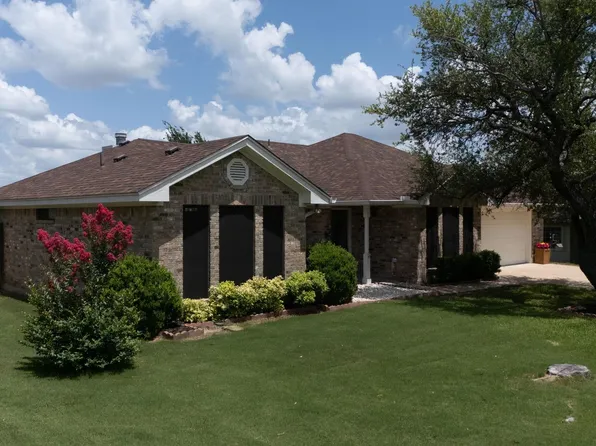 1903 Yellowstone Drives, Lampasas, TX 76550