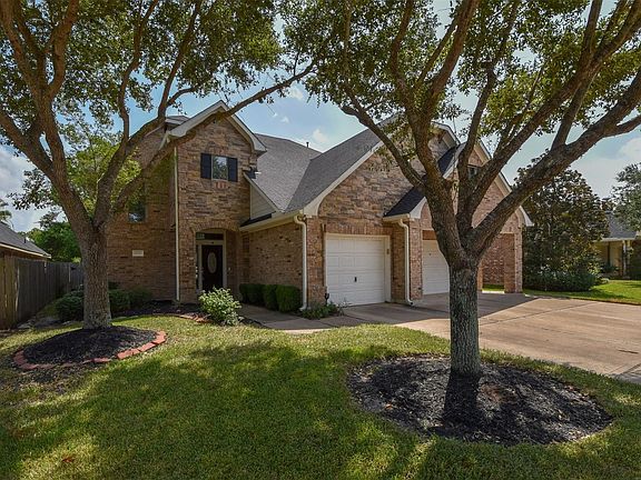 3rd image of 21223 Pennshore Ln