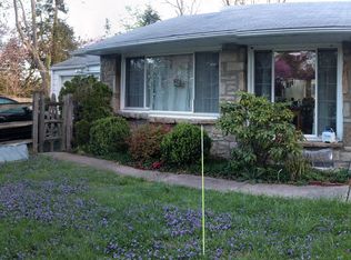 732 Oak Terrace Dr, Ambler, PA 19002