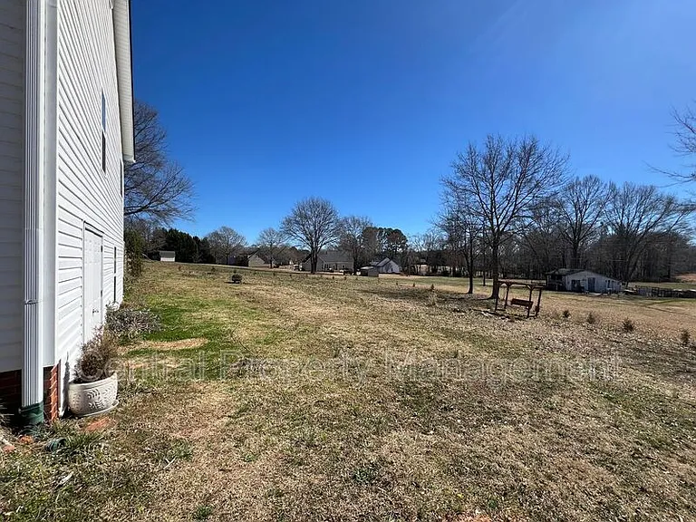 1014 Old Mill Rd — Photo 31