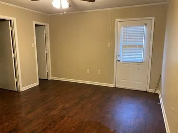 307 Mildred St #B, Conway, AR 72034