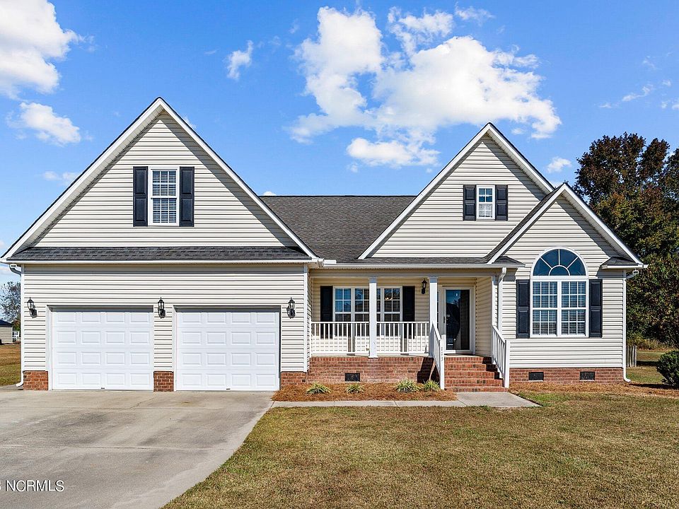 1st image of 113 Planters Walk Drive