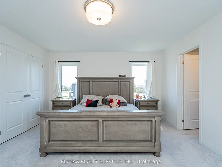 3700 Quayside Dr — Photo 34
