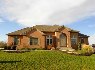 1038 Lakeside Dr, Mc Donald, PA 15057