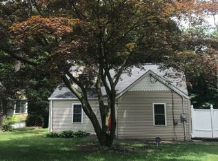 145 Shepard Ave, Hamden, CT 06514