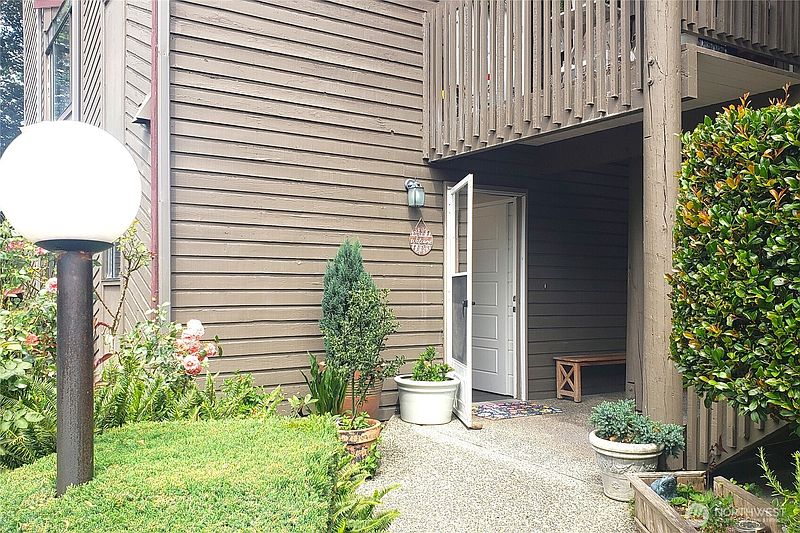 2nd image of 12200 100th Avenue NE #P-A
