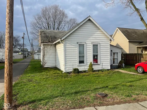 1932 Indiana Ave, Columbus, IN 47201