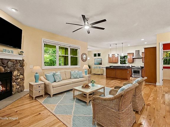 5th image of 6288 Hawthorne Ct