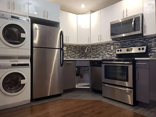 Rented by Bruma Realty LLC | media 14