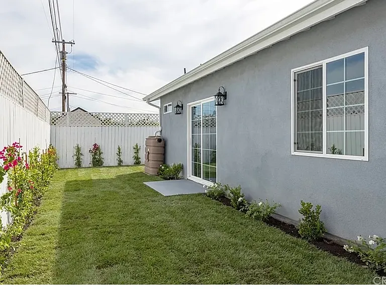 7454 Lemp Ave — Photo 2