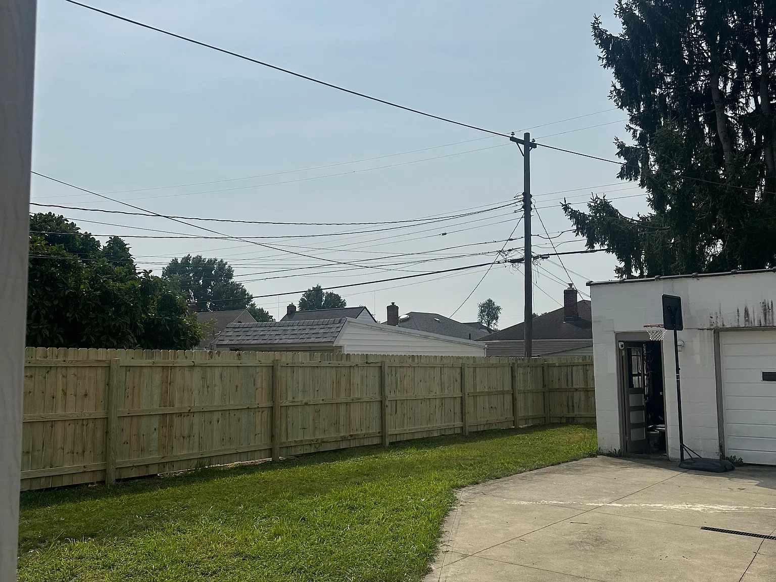3 bed, 1157 sqft, $1,600 — Photo 2