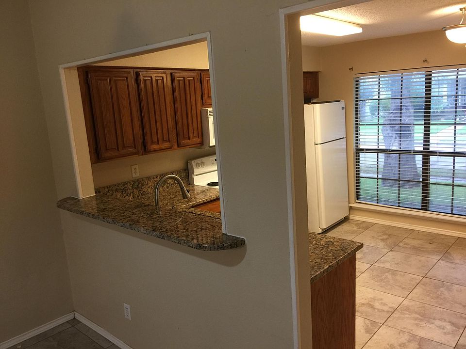 1st image of 7920 Steppington Dr