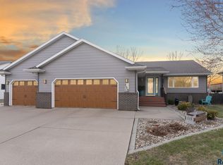 115 Deerview Ave, Tea, SD 57064