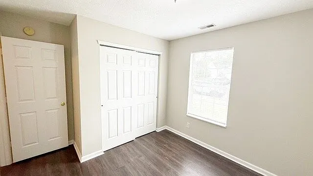 720 Rose Ln — Photo 9