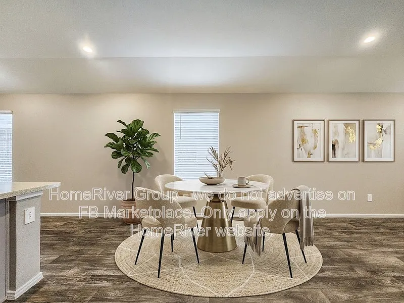 3 bed, 2.0 bath, 1530 sqft, $1,995 — Photo 4