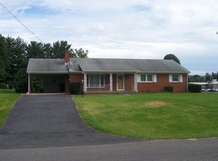 200 Lee Dr, Waynesboro, VA 22980