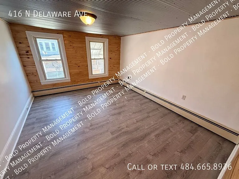 416 N Delaware Ave — Photo 3