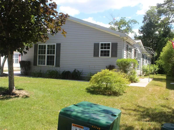 194 Pebble Beach Dr, Mays Landing, NJ 08330