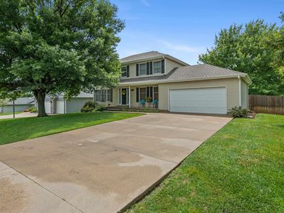 609 E 33rd Ave, Winfield, KS, 67156