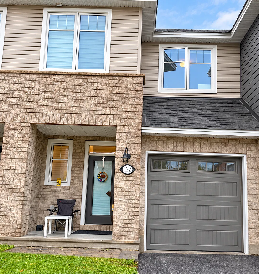 122 Angelonia Crescent — Photo 1