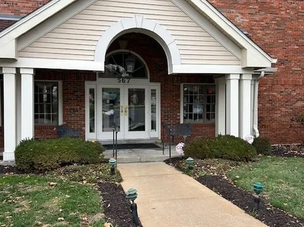 567 Sarah Ln APT 301, Saint Louis, MO 63141