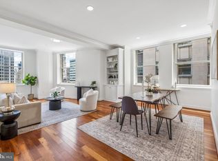 1600 Arch St APT 1418, Philadelphia, PA 19103