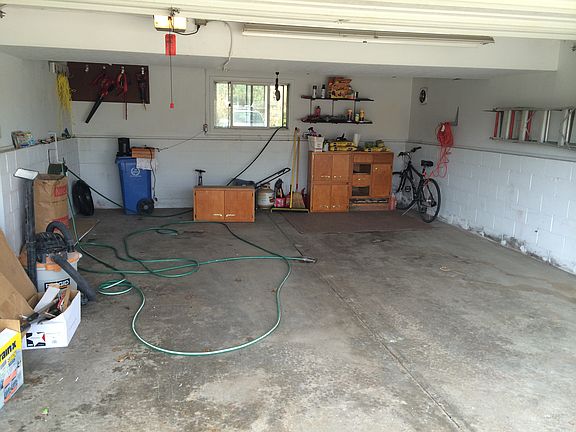 3rd image of 5750 Skyline Dr
