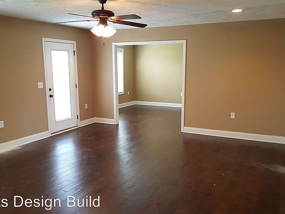 3rd image of 308 Macer Ave