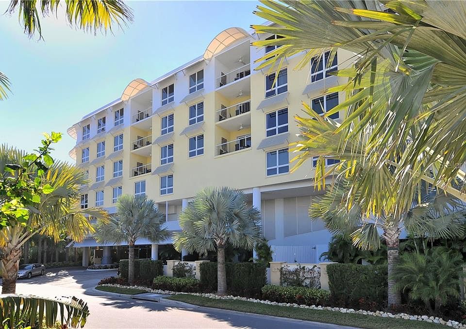 1st image of 915 Seaside Dr #9-403
